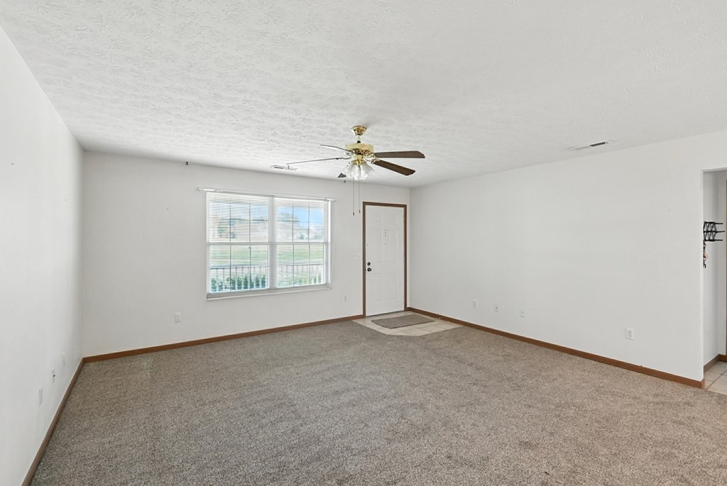 728 Villa Drive, Ontario, Ohio 44906, 3 Bedrooms Bedrooms, ,2 BathroomsBathrooms,Residential,For Sale,Villa Drive,9067736