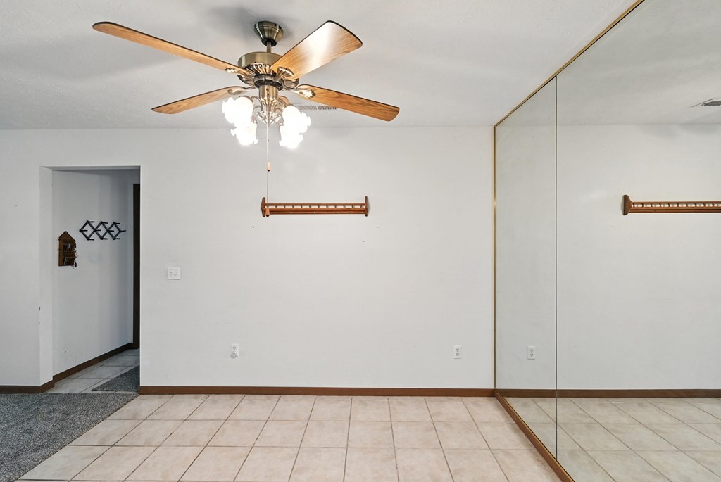 728 Villa Drive, Ontario, Ohio 44906, 3 Bedrooms Bedrooms, ,2 BathroomsBathrooms,Residential,For Sale,Villa Drive,9067736