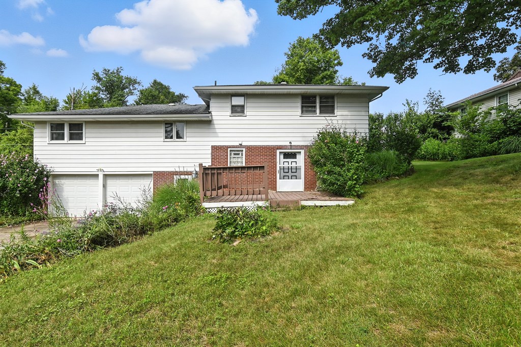 161 Hilltop Road, Ontario, Ohio 44906, 4 Bedrooms Bedrooms, ,2 BathroomsBathrooms,Residential,For Sale,Hilltop Road,9067778