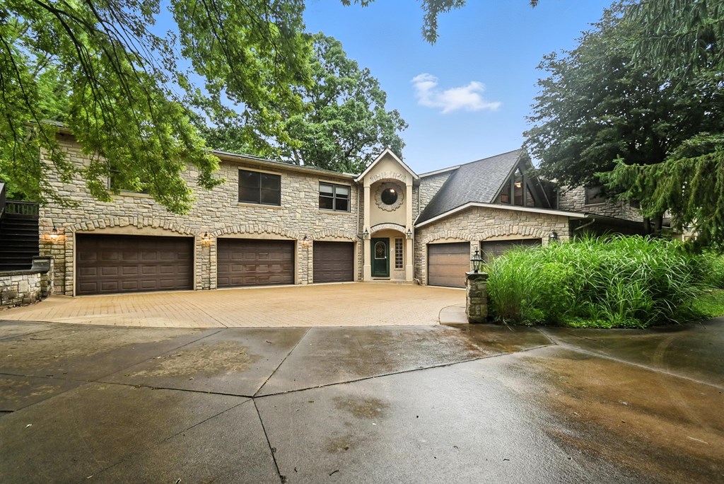 400 Garver Road, Mansfield, Ohio 44903, 5 Bedrooms Bedrooms, ,3 BathroomsBathrooms,Residential,For Sale,Garver Road,9067779