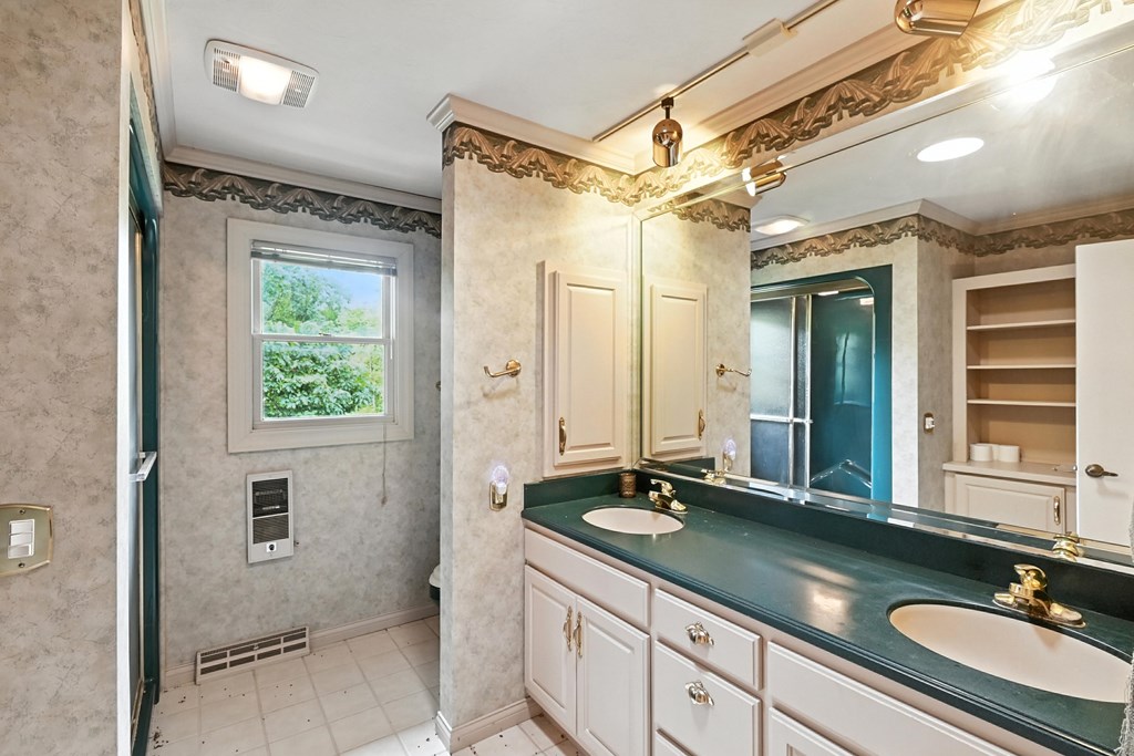 400 Garver Road, Mansfield, Ohio 44903, 5 Bedrooms Bedrooms, ,3 BathroomsBathrooms,Residential,For Sale,Garver Road,9067779