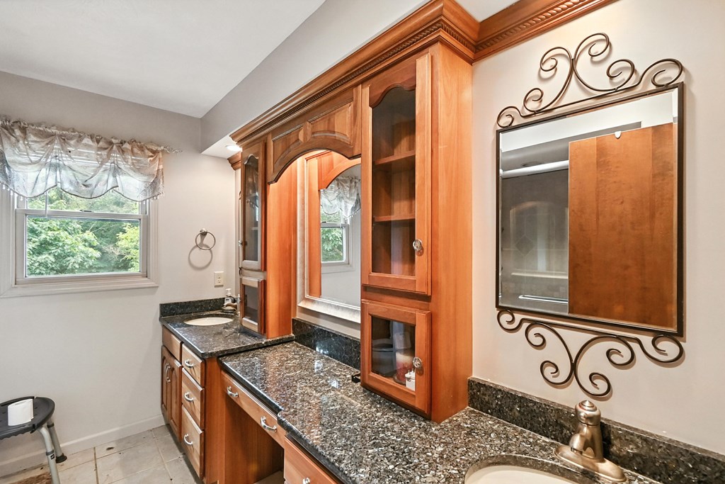 400 Garver Road, Mansfield, Ohio 44903, 5 Bedrooms Bedrooms, ,3 BathroomsBathrooms,Residential,For Sale,Garver Road,9067779