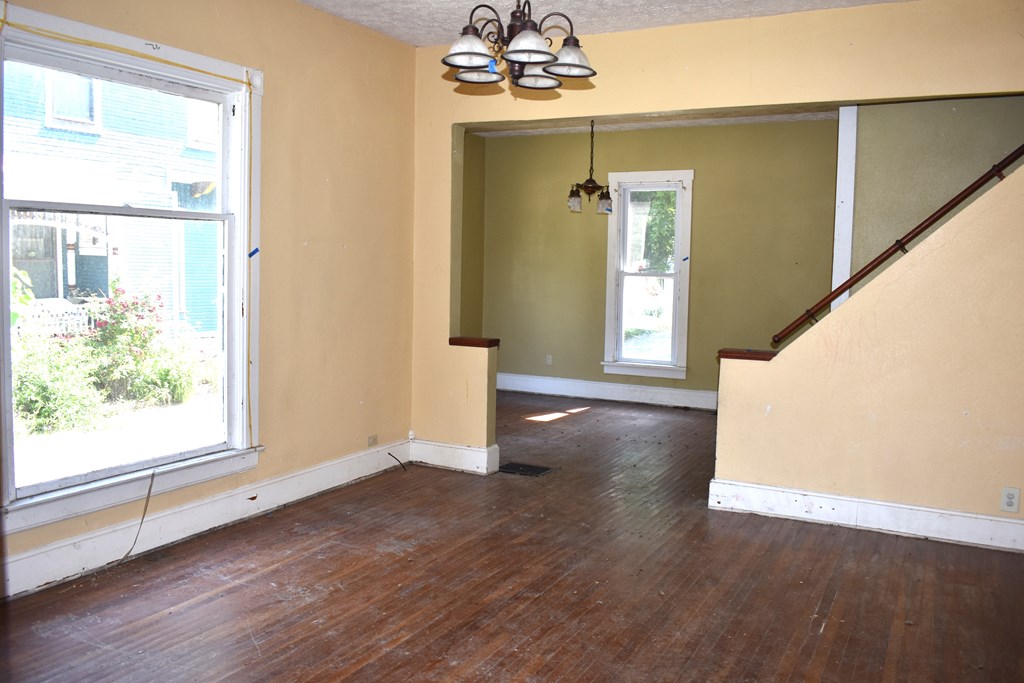 620 S Ohio Avenue, Sidney, Ohio 45365, 3 Bedrooms Bedrooms, ,2 BathroomsBathrooms,Residential,For Sale,Ohio Avenue,9067806