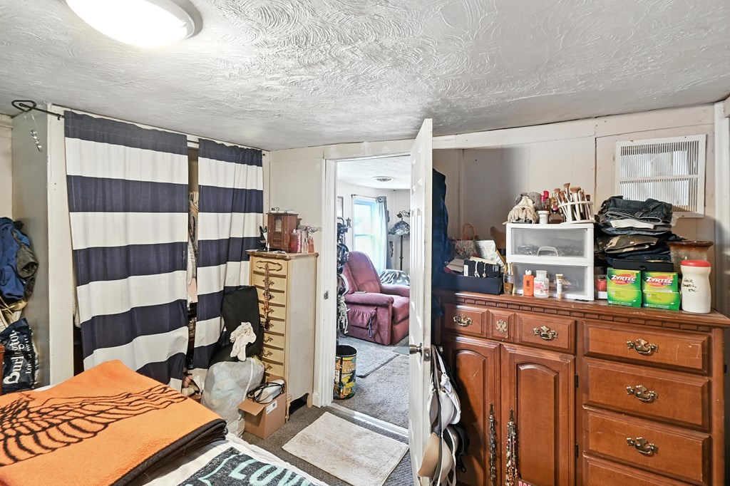 121 Emerson Street, Bucyrus, Ohio 44820, 2 Bedrooms Bedrooms, ,1 BathroomBathrooms,Residential,For Sale,Emerson Street,9067812
