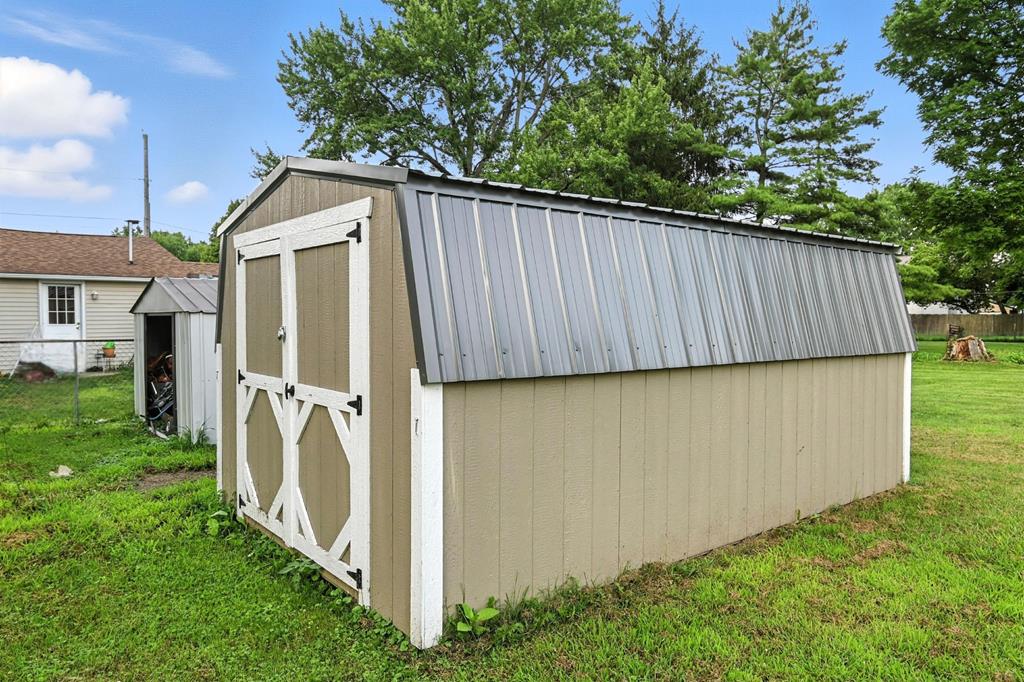 121 Emerson Street, Bucyrus, Ohio 44820, 2 Bedrooms Bedrooms, ,1 BathroomBathrooms,Residential,For Sale,Emerson Street,9067812