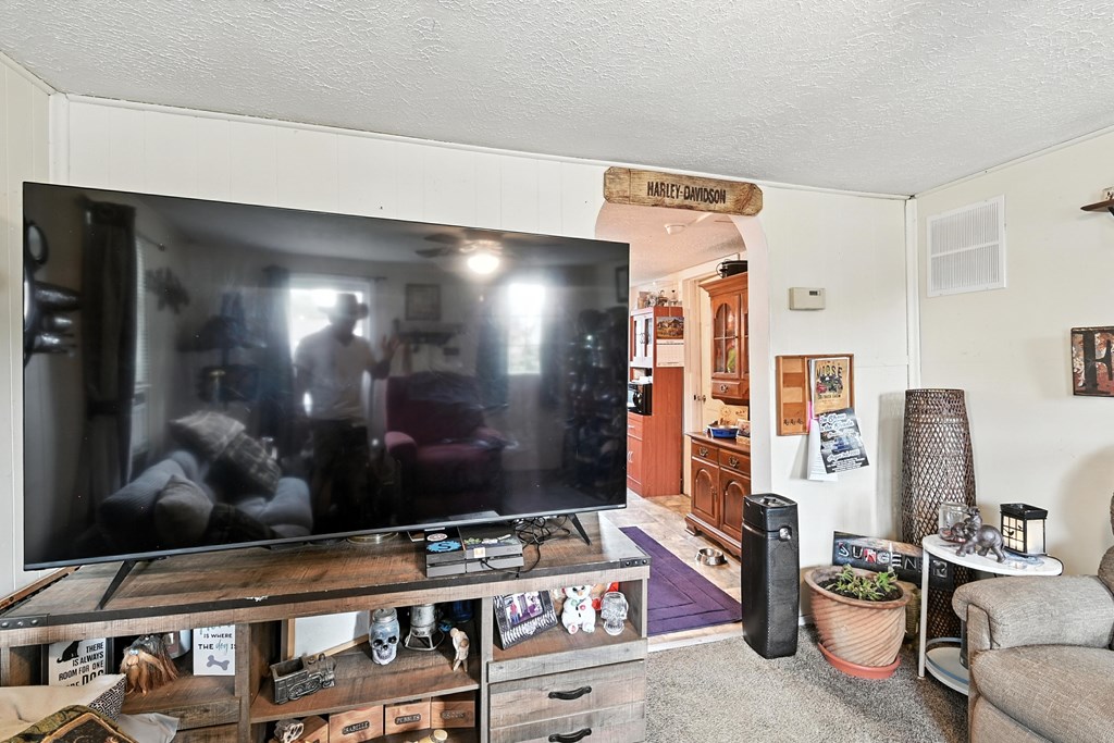 121 Emerson Street, Bucyrus, Ohio 44820, 2 Bedrooms Bedrooms, ,1 BathroomBathrooms,Residential,For Sale,Emerson Street,9067812