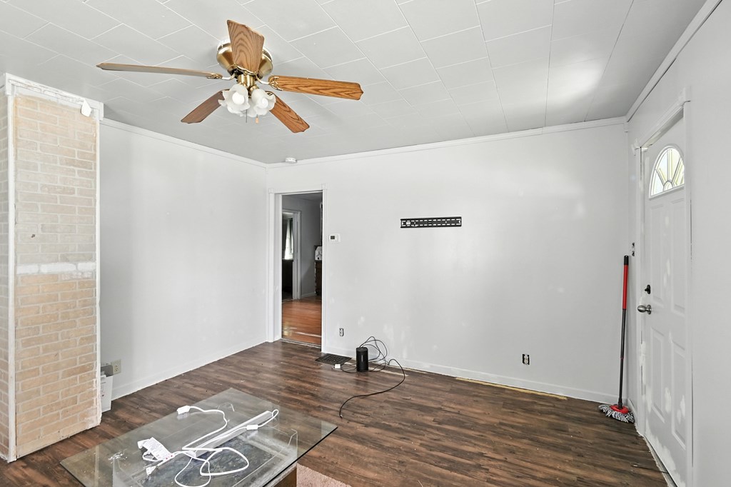 437 Myers Street, Bucyrus, Ohio 44820, 3 Bedrooms Bedrooms, ,1 BathroomBathrooms,Residential,For Sale,Myers Street,9067823
