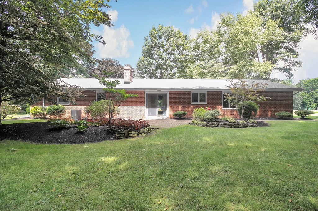9250 Mt. Gilead Road, Fredericktown, Ohio 43019, 3 Bedrooms Bedrooms, ,2 BathroomsBathrooms,Residential,For Sale,Mt. Gilead Road,9067837