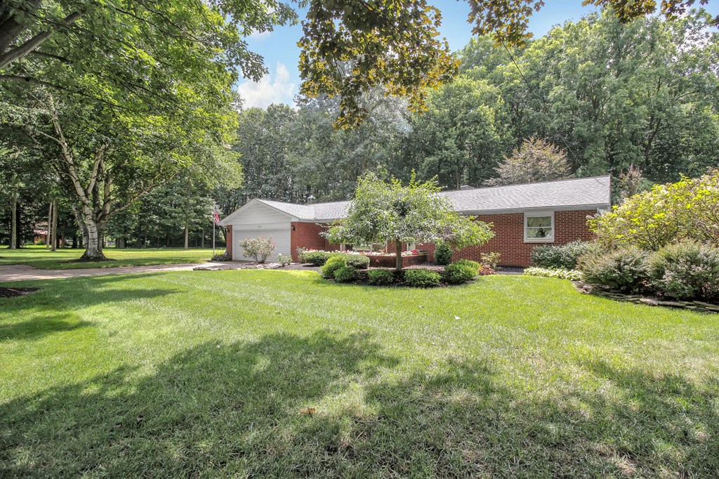 9250 Mt. Gilead Road, Fredericktown, Ohio 43019, 3 Bedrooms Bedrooms, ,2 BathroomsBathrooms,Residential,For Sale,Mt. Gilead Road,9067837