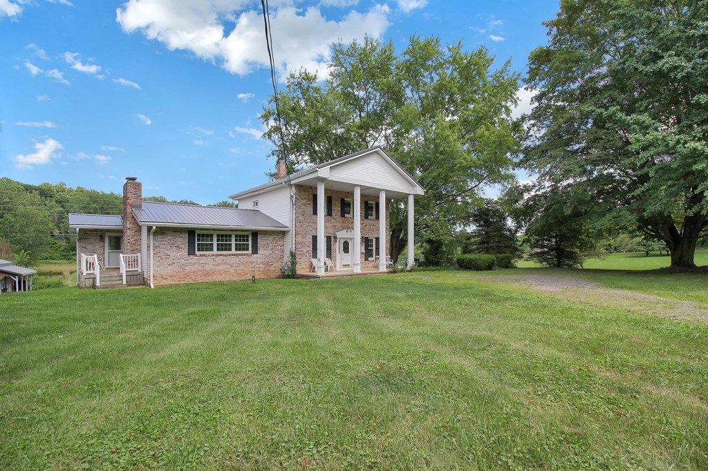 1929 Cemetery Road, Lucas, Ohio 44843, 3 Bedrooms Bedrooms, ,2 BathroomsBathrooms,Residential,For Sale,Cemetery Road,9067840