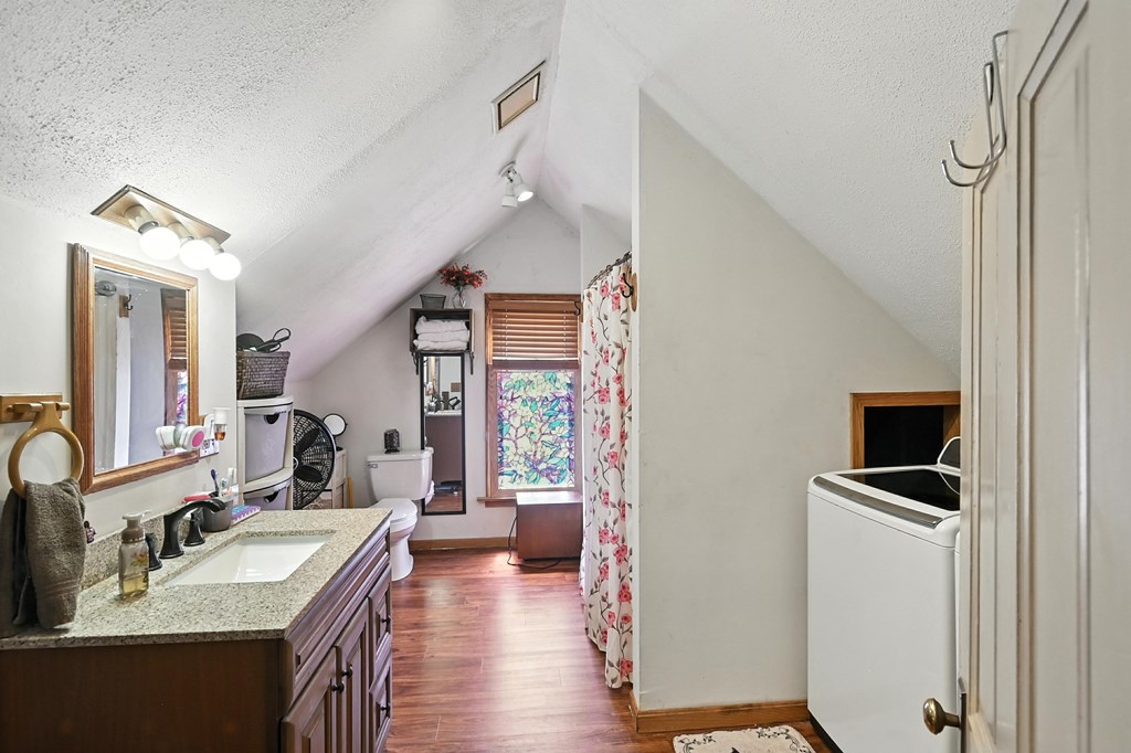 407 N Pearl Street, Crestline, Ohio 44827, 2 Bedrooms Bedrooms, ,2 BathroomsBathrooms,Residential,For Sale,Pearl Street,9067861