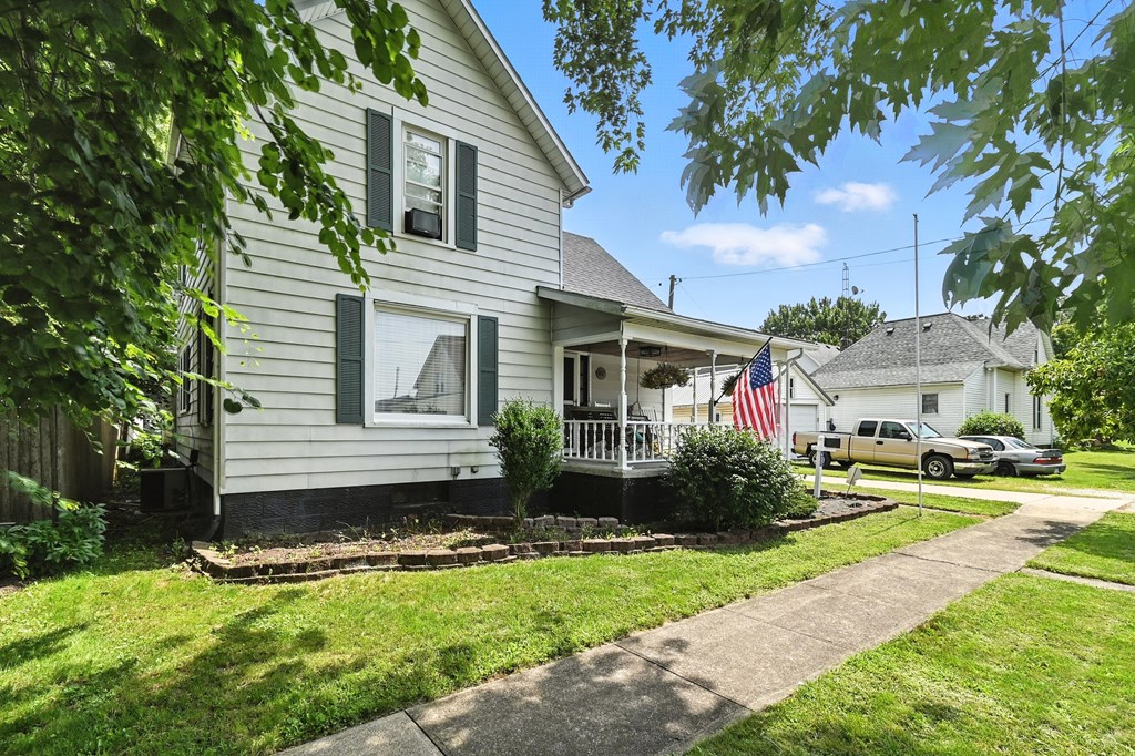 407 N Pearl Street, Crestline, Ohio 44827, 2 Bedrooms Bedrooms, ,2 BathroomsBathrooms,Residential,For Sale,Pearl Street,9067861
