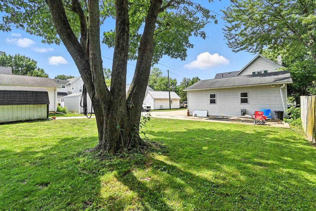 407 N Pearl Street, Crestline, Ohio 44827, 2 Bedrooms Bedrooms, ,2 BathroomsBathrooms,Residential,For Sale,Pearl Street,9067861