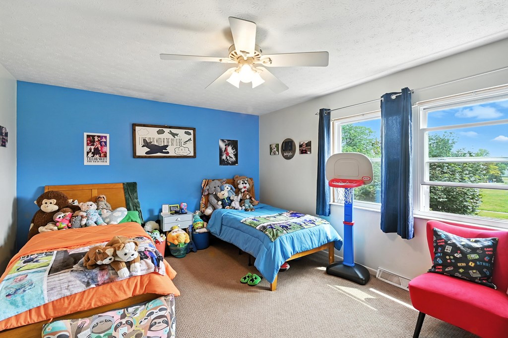 818 Red Oak Trail, Mansfield, Ohio 44904, 2 Bedrooms Bedrooms, ,1 BathroomBathrooms,Residential,For Sale,Red Oak Trail,9067870