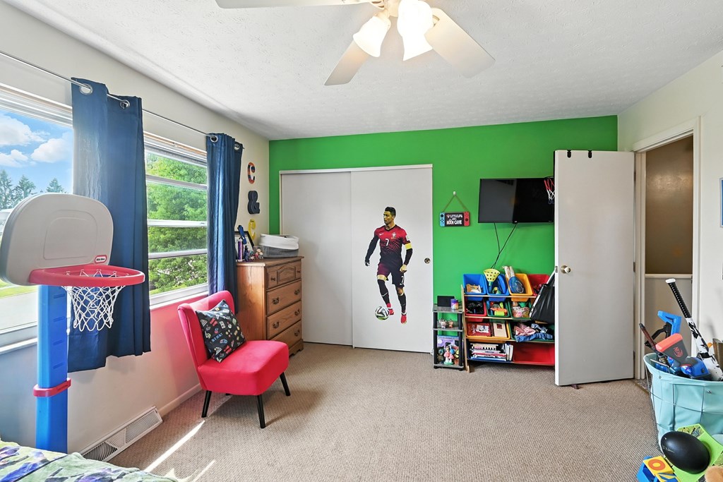 818 Red Oak Trail, Mansfield, Ohio 44904, 2 Bedrooms Bedrooms, ,1 BathroomBathrooms,Residential,For Sale,Red Oak Trail,9067870