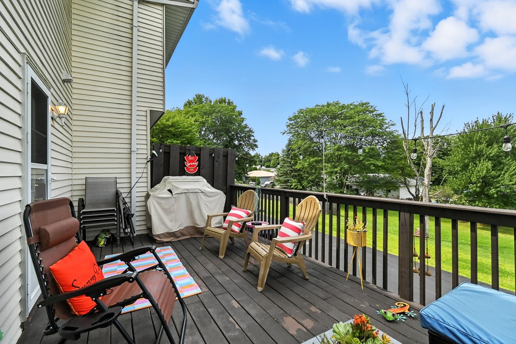 818 Red Oak Trail, Mansfield, Ohio 44904, 2 Bedrooms Bedrooms, ,1 BathroomBathrooms,Residential,For Sale,Red Oak Trail,9067870