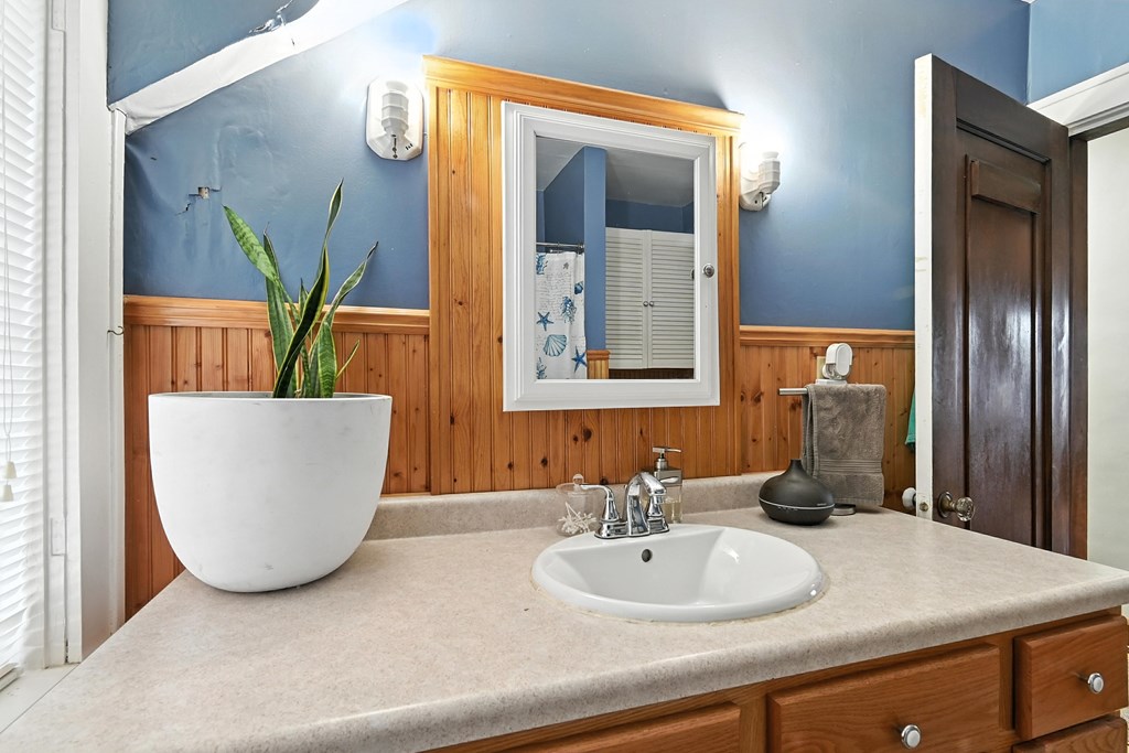 195 Westwood Avenue, Mansfield, Ohio 44906, 3 Bedrooms Bedrooms, ,2 BathroomsBathrooms,Residential,For Sale,Westwood Avenue,9067871