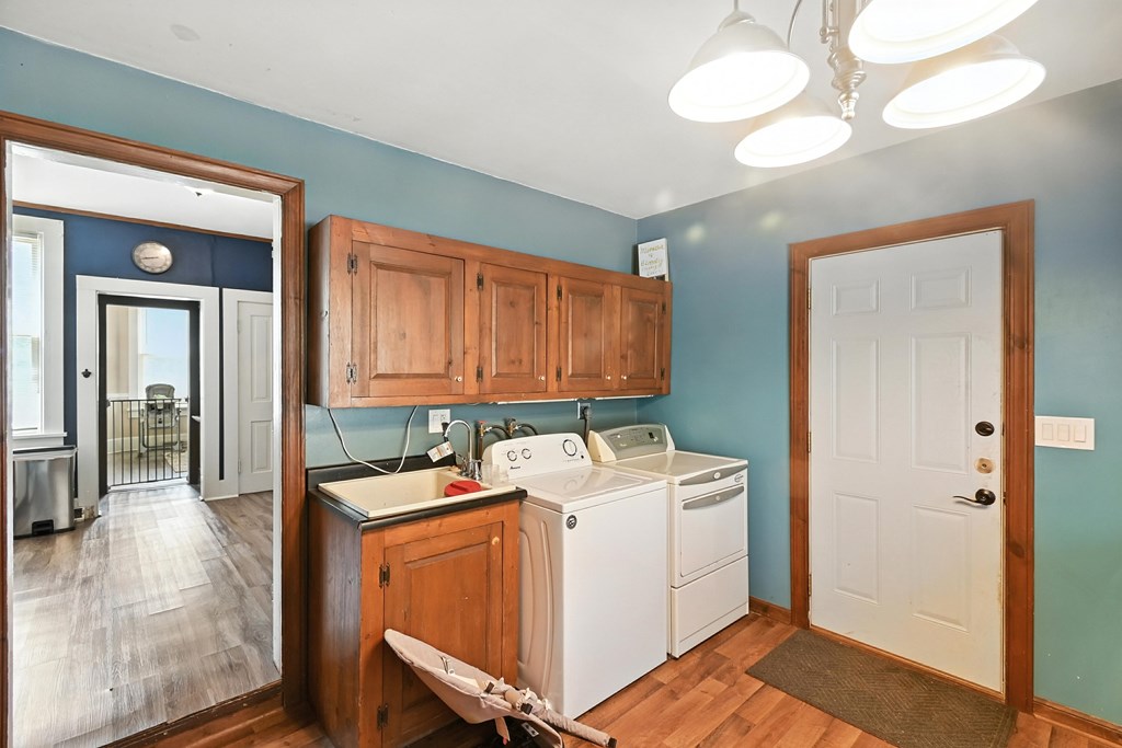 520 Park Avenue, Bucyrus, Ohio 44820, 3 Bedrooms Bedrooms, ,1 BathroomBathrooms,Residential,For Sale,Park Avenue,9067881