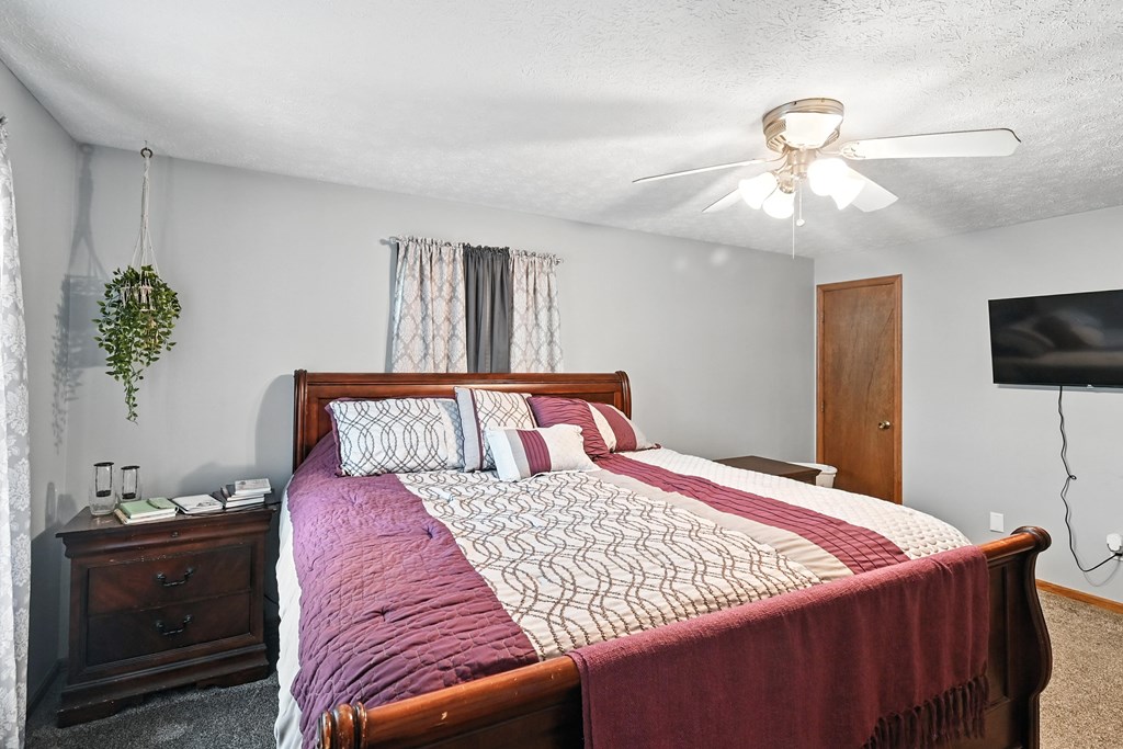 1585 Beal Road, Mansfield, Ohio 44903, 4 Bedrooms Bedrooms, ,2 BathroomsBathrooms,Residential,For Sale,Beal Road,9067883