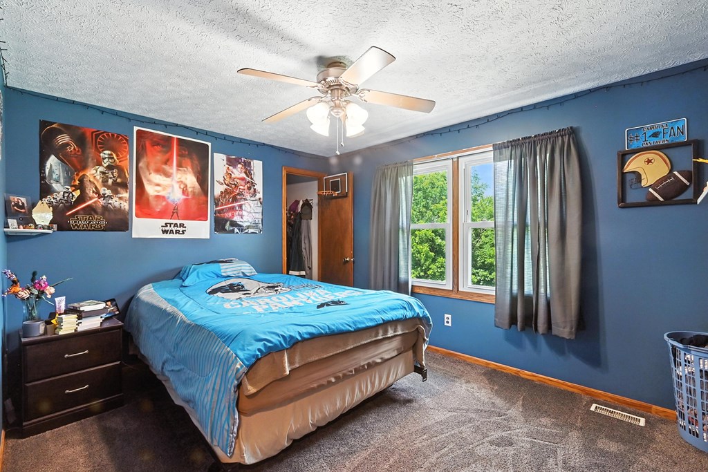 1585 Beal Road, Mansfield, Ohio 44903, 4 Bedrooms Bedrooms, ,2 BathroomsBathrooms,Residential,For Sale,Beal Road,9067883
