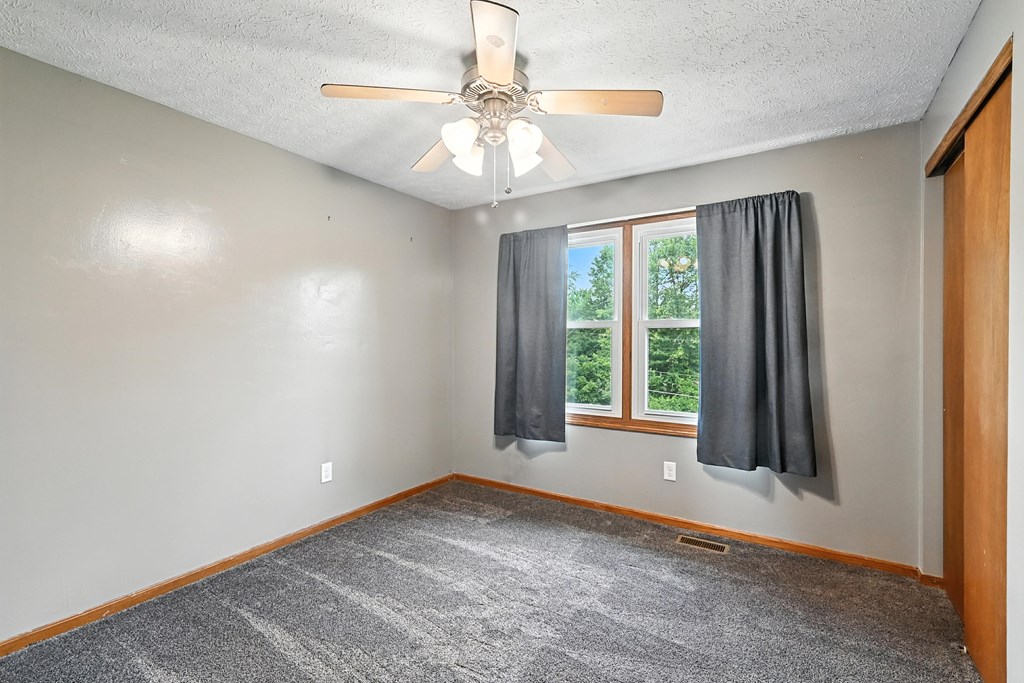 1585 Beal Road, Mansfield, Ohio 44903, 4 Bedrooms Bedrooms, ,2 BathroomsBathrooms,Residential,For Sale,Beal Road,9067883