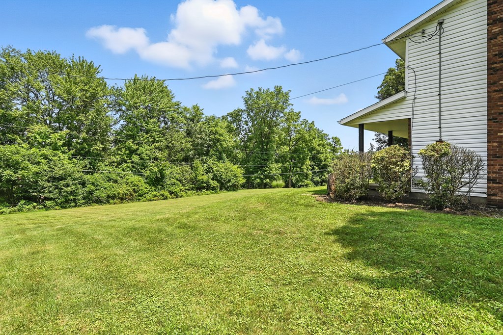 1585 Beal Road, Mansfield, Ohio 44903, 4 Bedrooms Bedrooms, ,2 BathroomsBathrooms,Residential,For Sale,Beal Road,9067883