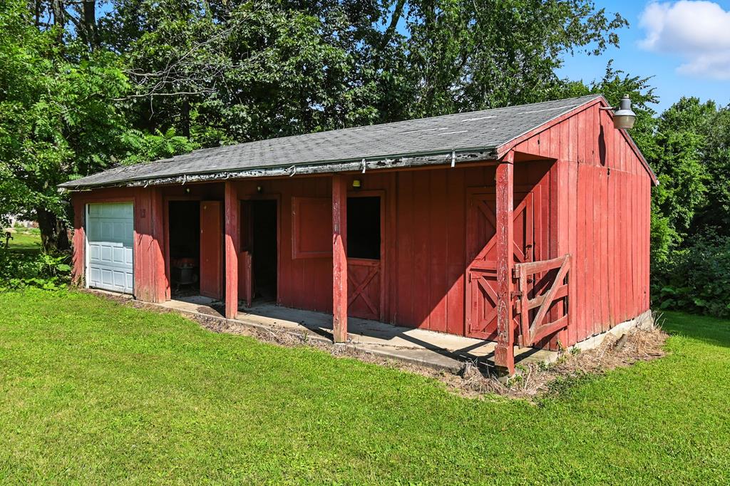 1585 Beal Road, Mansfield, Ohio 44903, 4 Bedrooms Bedrooms, ,2 BathroomsBathrooms,Residential,For Sale,Beal Road,9067883