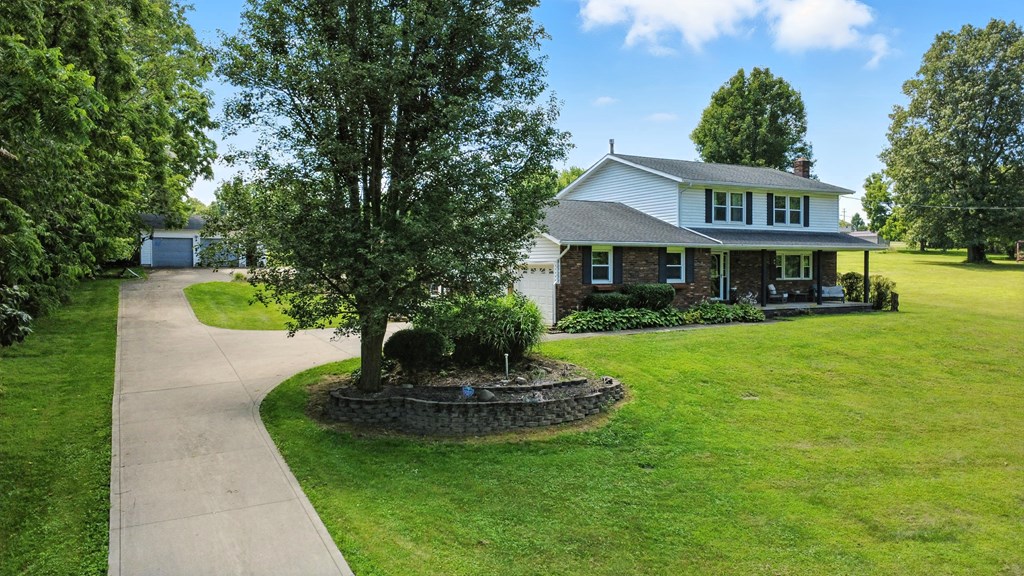 1585 Beal Road, Mansfield, Ohio 44903, 4 Bedrooms Bedrooms, ,2 BathroomsBathrooms,Residential,For Sale,Beal Road,9067883