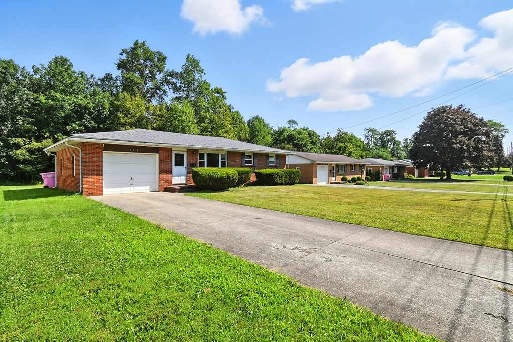 381 Brenda Drive, Mansfield, Ohio 44907, 3 Bedrooms Bedrooms, ,1 BathroomBathrooms,Residential,For Sale,Brenda Drive,9067899