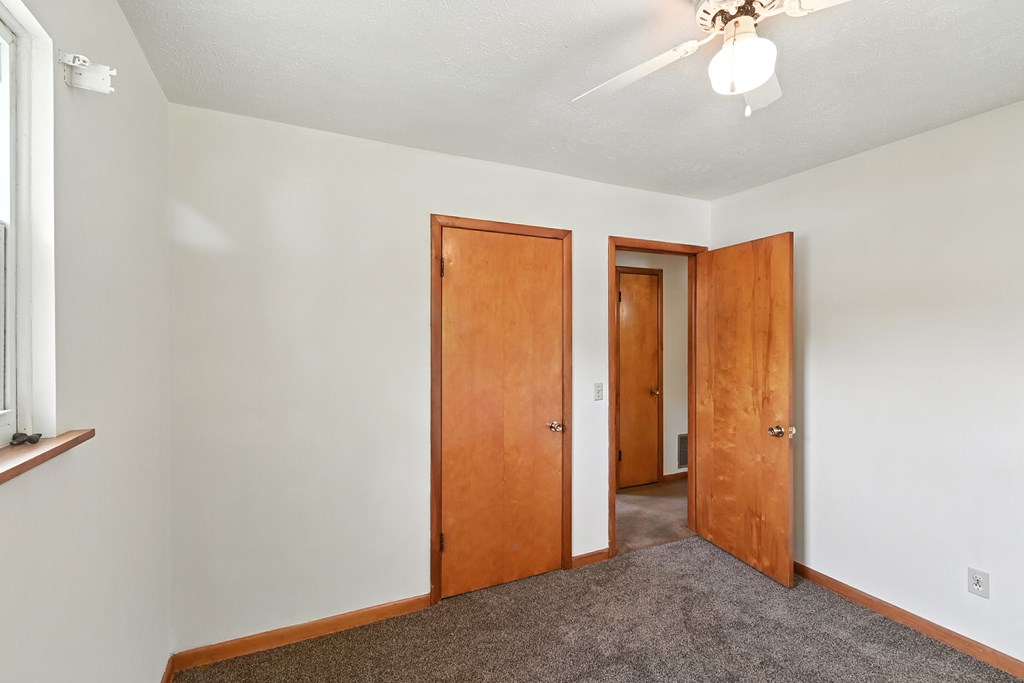 381 Brenda Drive, Mansfield, Ohio 44907, 3 Bedrooms Bedrooms, ,1 BathroomBathrooms,Residential,For Sale,Brenda Drive,9067899