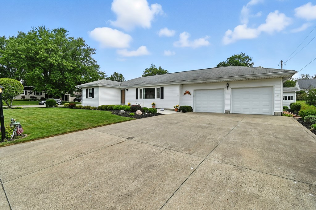 1253 Knapp Road, Mansfield, Ohio 44907, 3 Bedrooms Bedrooms, ,2 BathroomsBathrooms,Residential,For Sale,Knapp Road,9067908