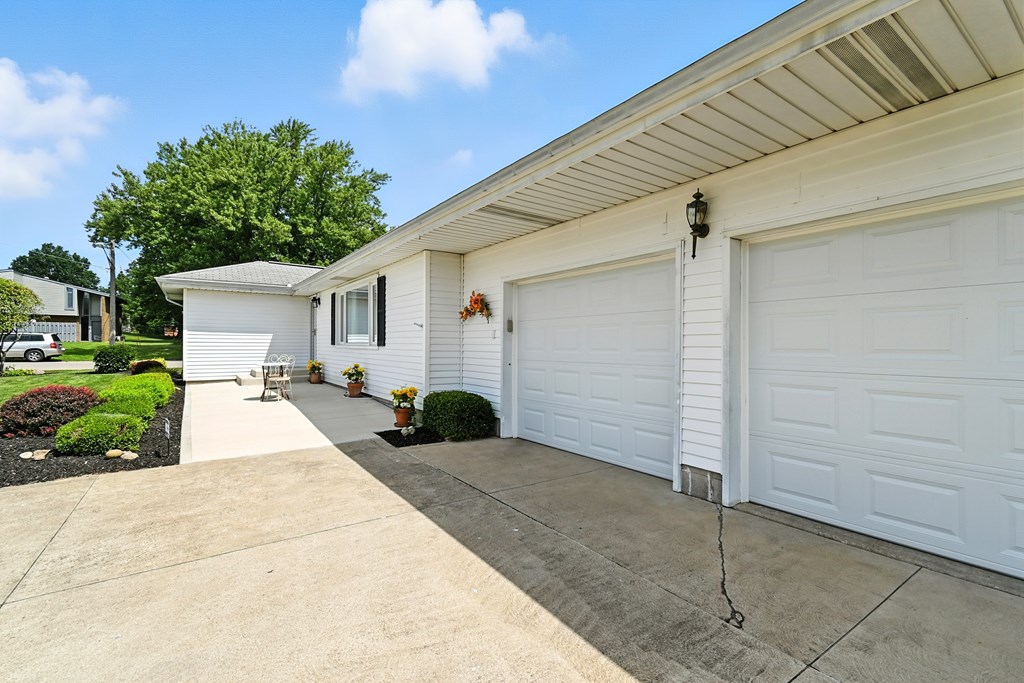 1253 Knapp Road, Mansfield, Ohio 44907, 3 Bedrooms Bedrooms, ,2 BathroomsBathrooms,Residential,For Sale,Knapp Road,9067908