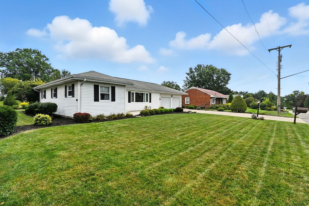 1253 Knapp Road, Mansfield, Ohio 44907, 3 Bedrooms Bedrooms, ,2 BathroomsBathrooms,Residential,For Sale,Knapp Road,9067908