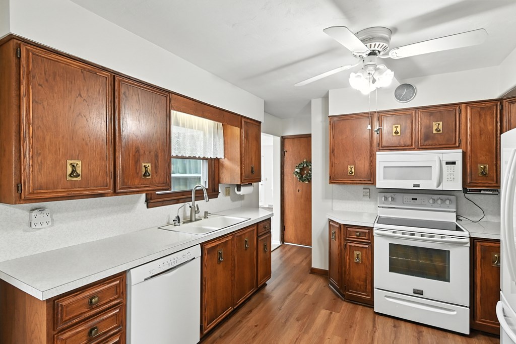1253 Knapp Road, Mansfield, Ohio 44907, 3 Bedrooms Bedrooms, ,2 BathroomsBathrooms,Residential,For Sale,Knapp Road,9067908