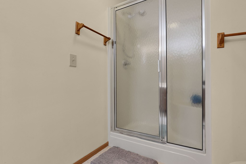 5 Woodberry Drive, Mount Vernon, Ohio 43050, 2 Bedrooms Bedrooms, ,2 BathroomsBathrooms,Residential,For Sale,Woodberry Drive,9067909