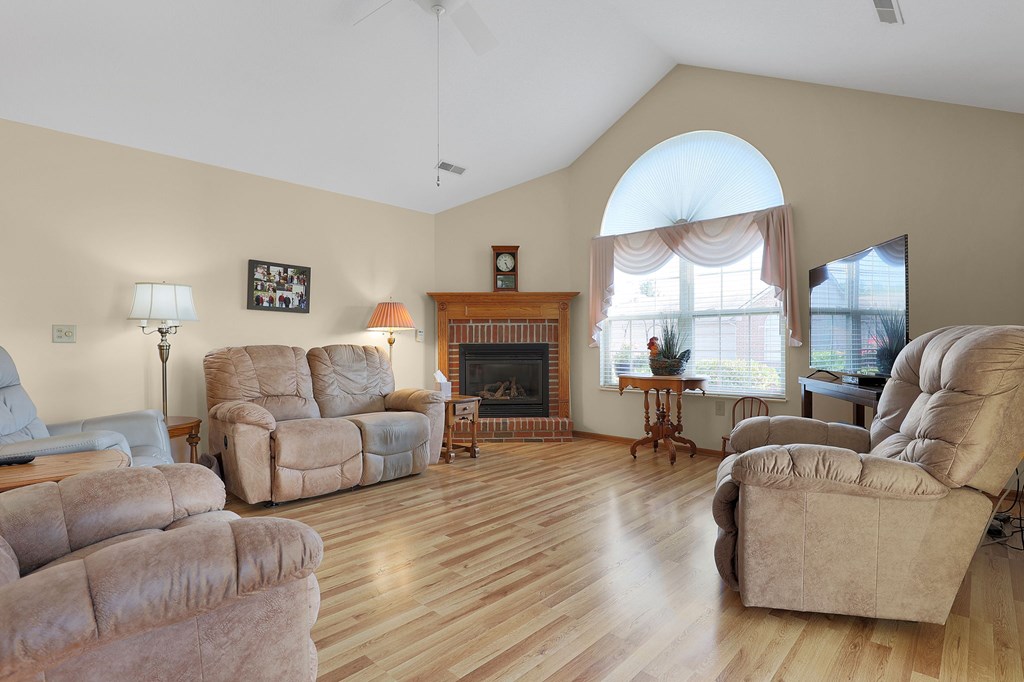 5 Woodberry Drive, Mount Vernon, Ohio 43050, 2 Bedrooms Bedrooms, ,2 BathroomsBathrooms,Residential,For Sale,Woodberry Drive,9067909