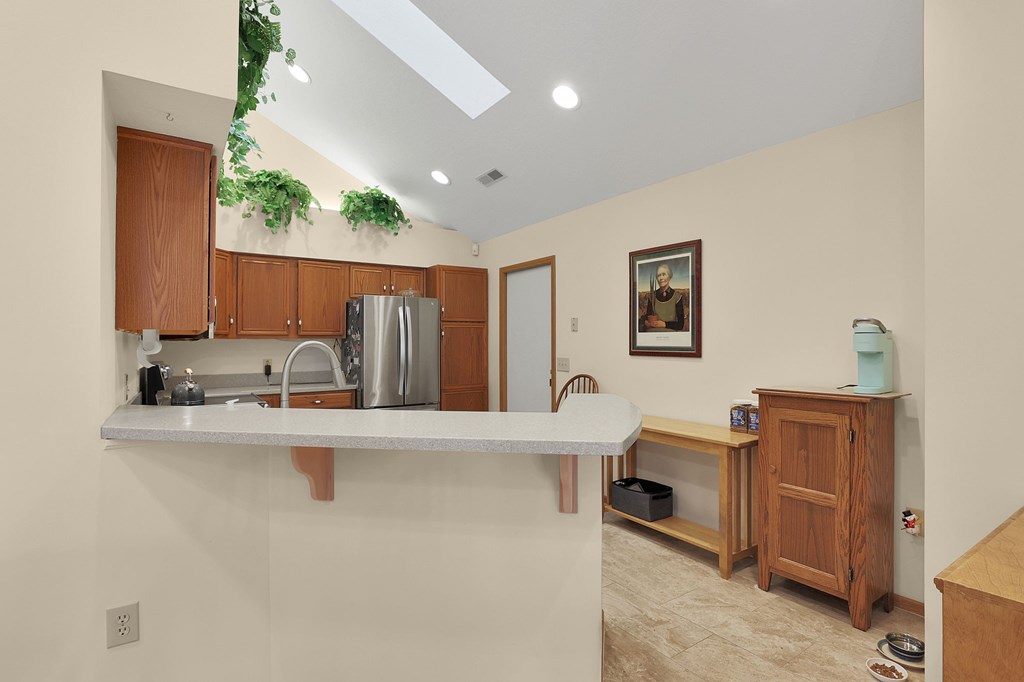 5 Woodberry Drive, Mount Vernon, Ohio 43050, 2 Bedrooms Bedrooms, ,2 BathroomsBathrooms,Residential,For Sale,Woodberry Drive,9067909