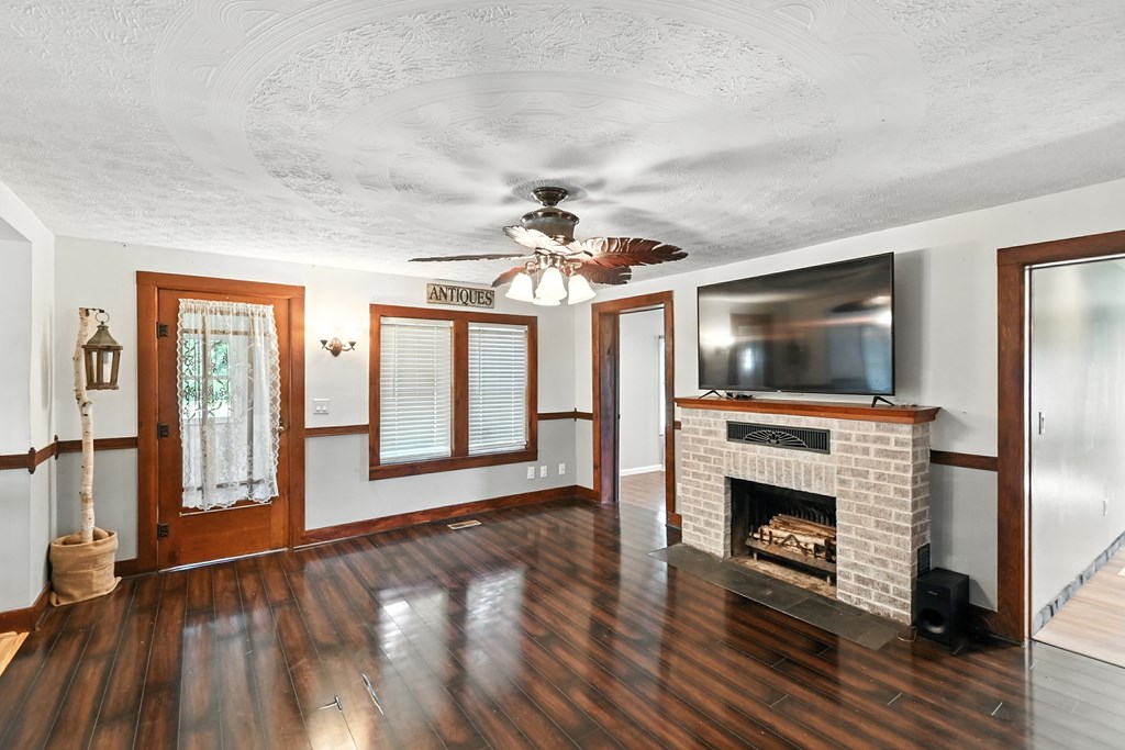 5934 Market Street, Mount Gilead, Ohio 43338, 5 Bedrooms Bedrooms, ,2 BathroomsBathrooms,Residential,For Sale,Market Street,9067914