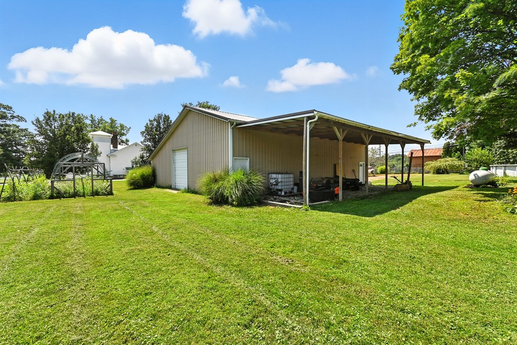 5934 Market Street, Mount Gilead, Ohio 43338, 5 Bedrooms Bedrooms, ,2 BathroomsBathrooms,Residential,For Sale,Market Street,9067914