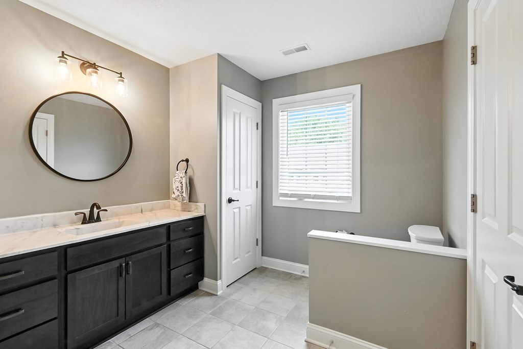 763 York Street, Mansfield, Ohio 44904, 4 Bedrooms Bedrooms, ,4 BathroomsBathrooms,Residential,For Sale,York Street,9067915