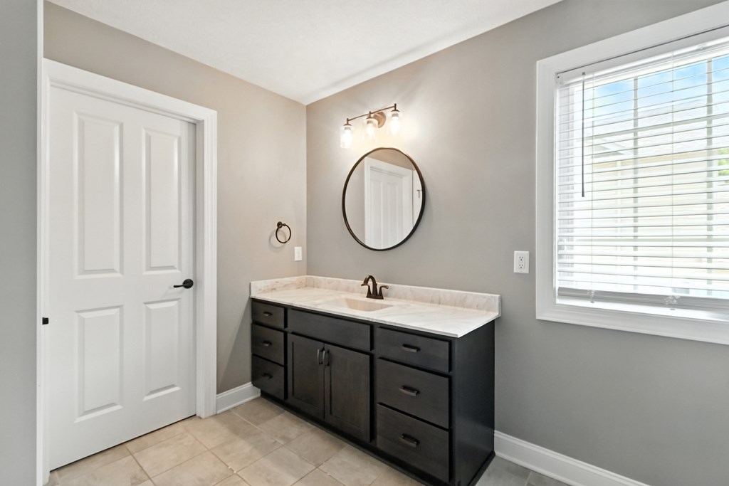 763 York Street, Mansfield, Ohio 44904, 4 Bedrooms Bedrooms, ,4 BathroomsBathrooms,Residential,For Sale,York Street,9067915