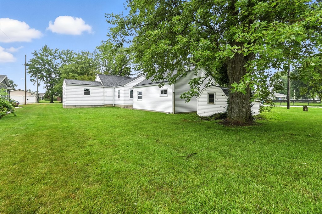 301 Forrest Street, Continental, Ohio 45831, 4 Bedrooms Bedrooms, ,2 BathroomsBathrooms,Residential,For Sale,Forrest Street,9067925