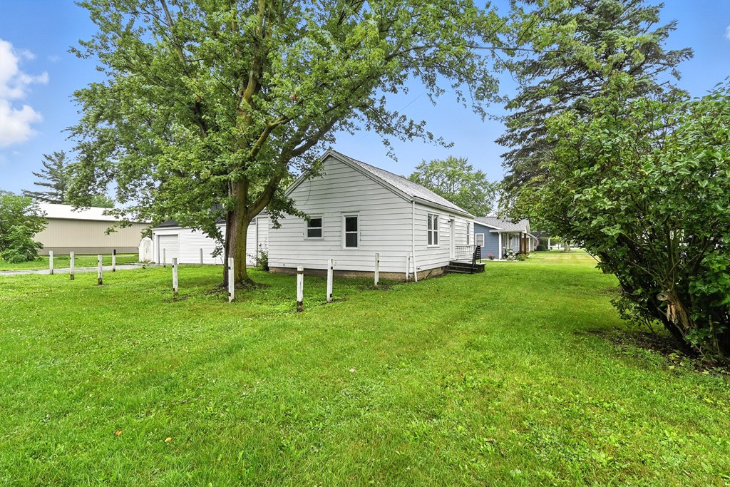 301 Forrest Street, Continental, Ohio 45831, 4 Bedrooms Bedrooms, ,2 BathroomsBathrooms,Residential,For Sale,Forrest Street,9067925