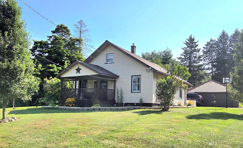28 N Stewart Road, Mansfield, Ohio 44905, 3 Bedrooms Bedrooms, ,1 BathroomBathrooms,Residential,For Sale,Stewart Road,9067932