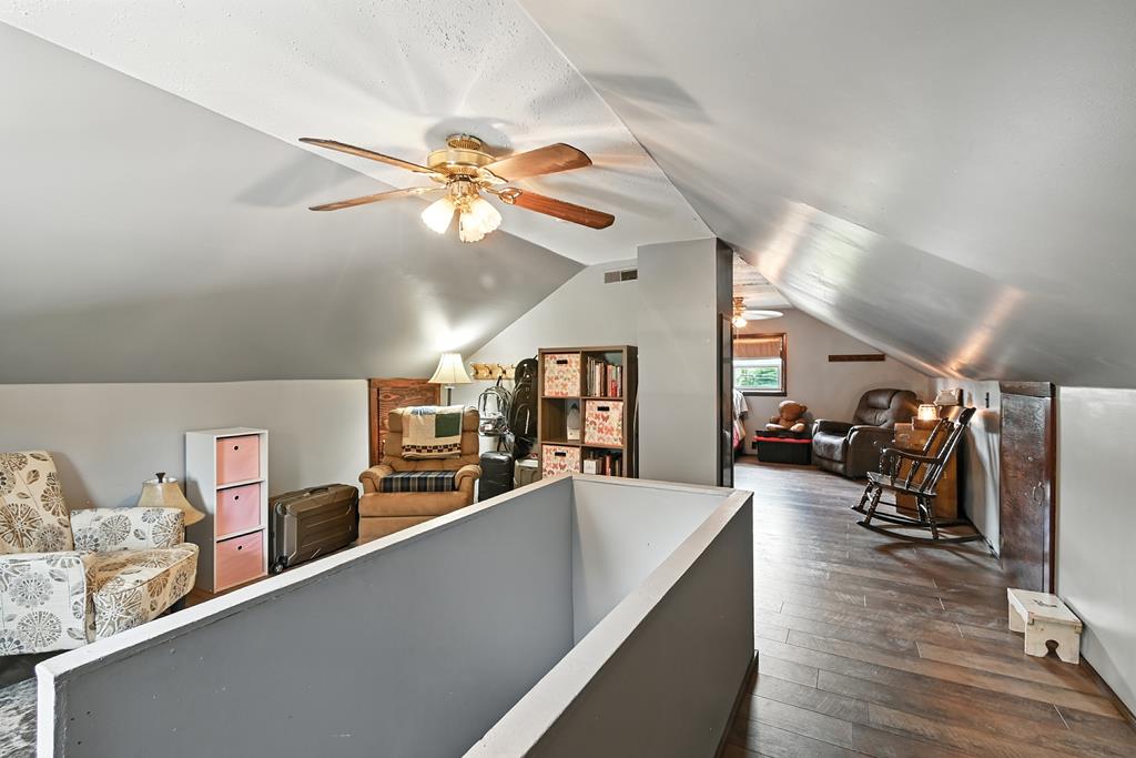 28 N Stewart Road, Mansfield, Ohio 44905, 3 Bedrooms Bedrooms, ,1 BathroomBathrooms,Residential,For Sale,Stewart Road,9067932