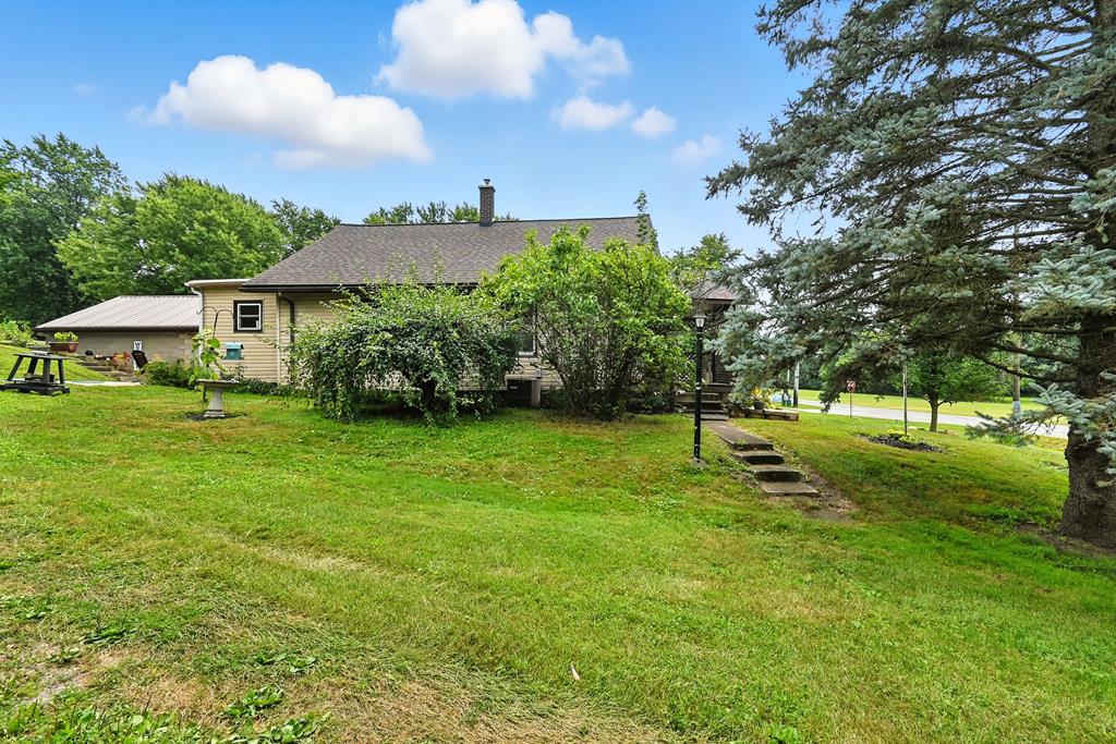 28 N Stewart Road, Mansfield, Ohio 44905, 3 Bedrooms Bedrooms, ,1 BathroomBathrooms,Residential,For Sale,Stewart Road,9067932