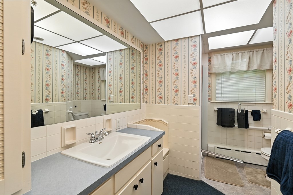 1436 Beechdale Drive, Mansfield, Ohio 44907, 4 Bedrooms Bedrooms, ,2 BathroomsBathrooms,Residential,For Sale,Beechdale Drive,9067933