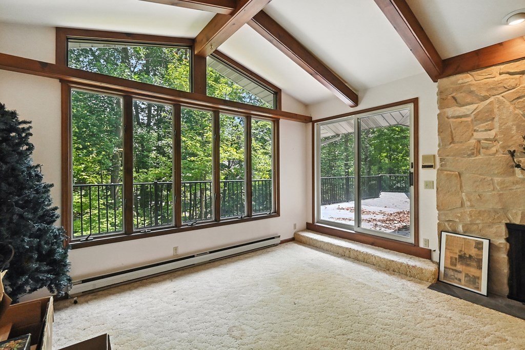 1691 Willowick, Mansfield, Ohio 44907, 8 Bedrooms Bedrooms, ,4 BathroomsBathrooms,Residential,For Sale,Willowick,9067934
