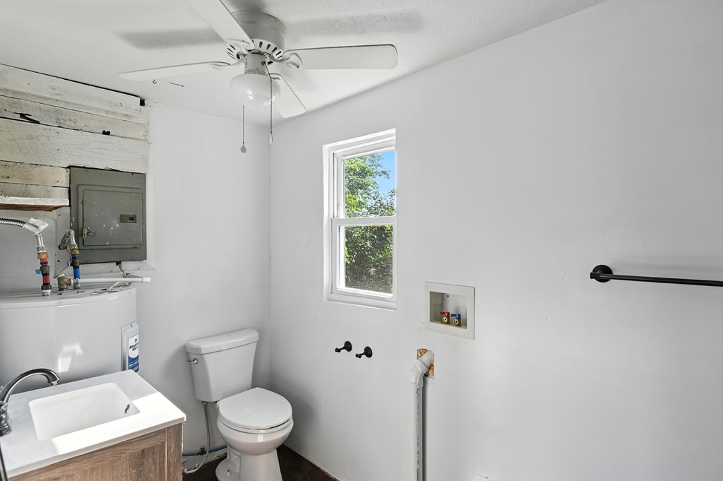 8693 Grove Church Road, Gambier, Ohio 43022, 2 Bedrooms Bedrooms, ,1 BathroomBathrooms,Residential,For Sale,Grove Church Road,9067947