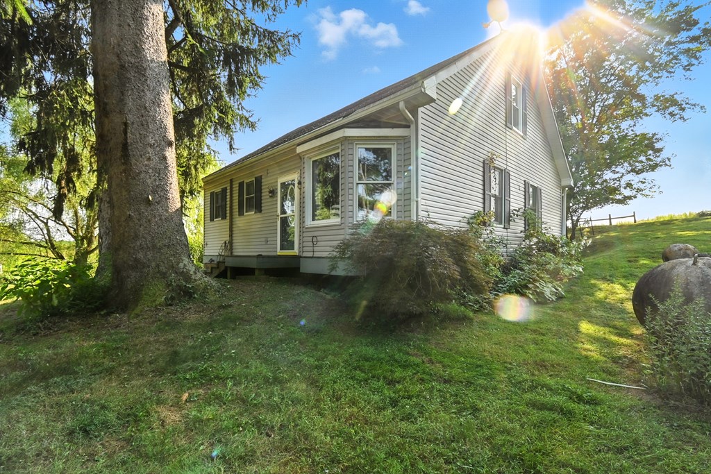 8693 Grove Church Road, Gambier, Ohio 43022, 2 Bedrooms Bedrooms, ,1 BathroomBathrooms,Residential,For Sale,Grove Church Road,9067947